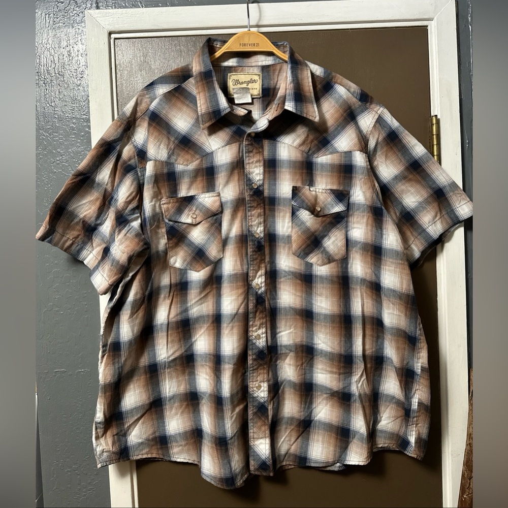 Wrangler Button Up Shirt